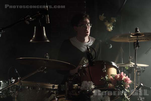 THE VICTORIAN ENGLISH GENTLEMENS CLUB - 2010-10-31 - PARIS - La Maroquinerie - 